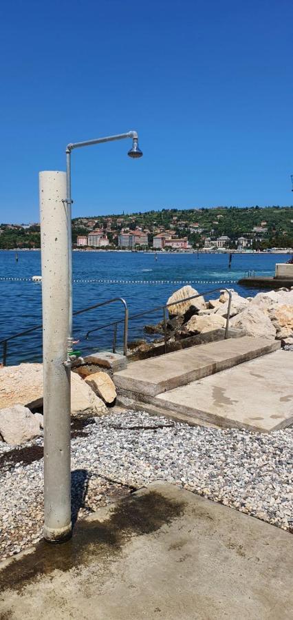 Floating Sea House Soncek Daire Portorož Dış mekan fotoğraf